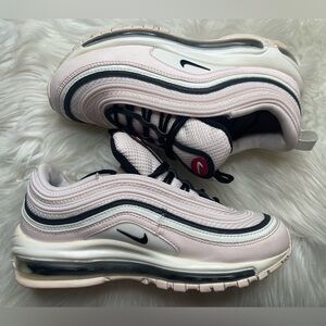 🏃‍♀️Nike Air Max 97 Light Soft Pink Sneakers size 7.5